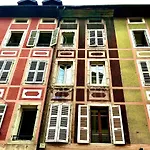 La-haut *