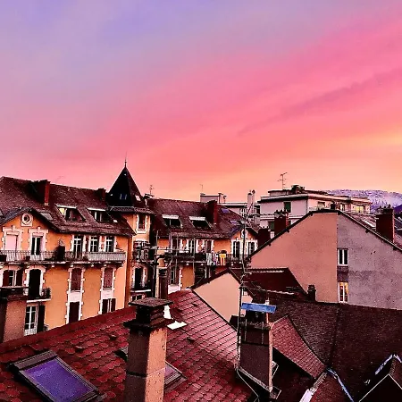 La-haut * Annecy